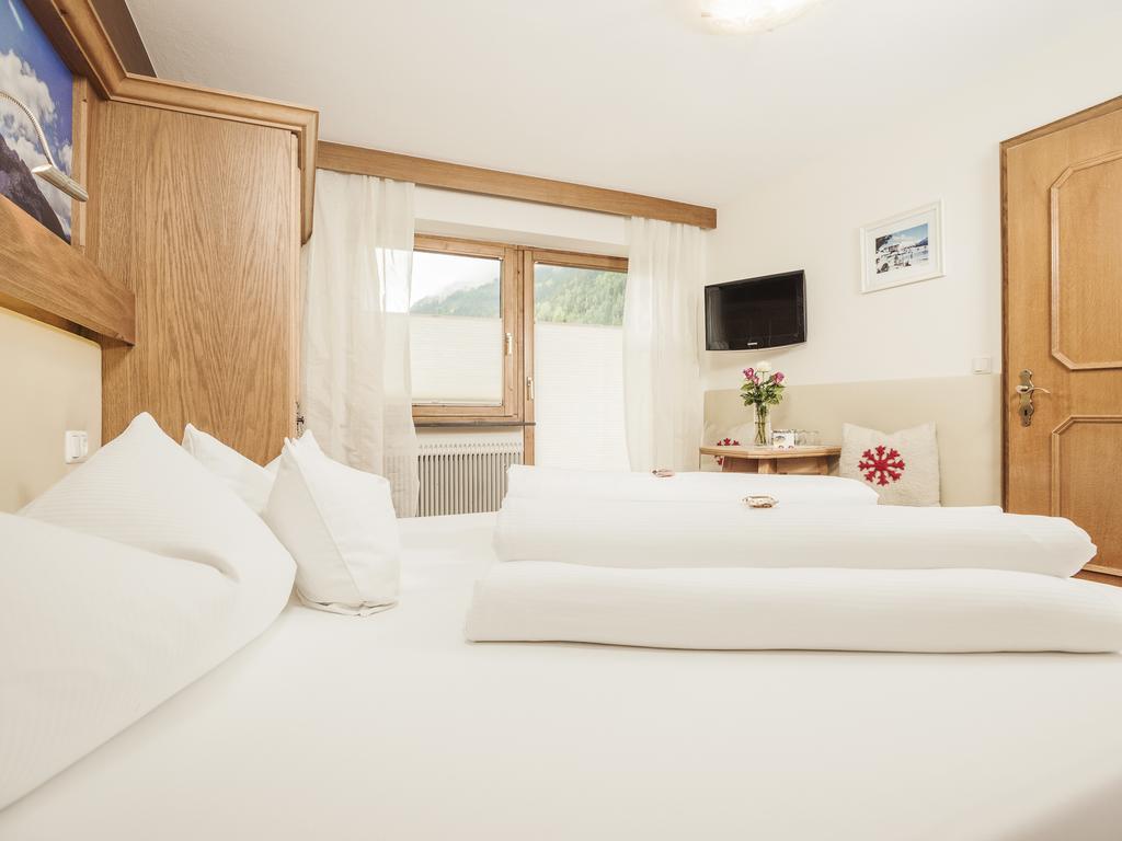 Gaestehaus Oblasser Mayrhofen Εξωτερικό φωτογραφία