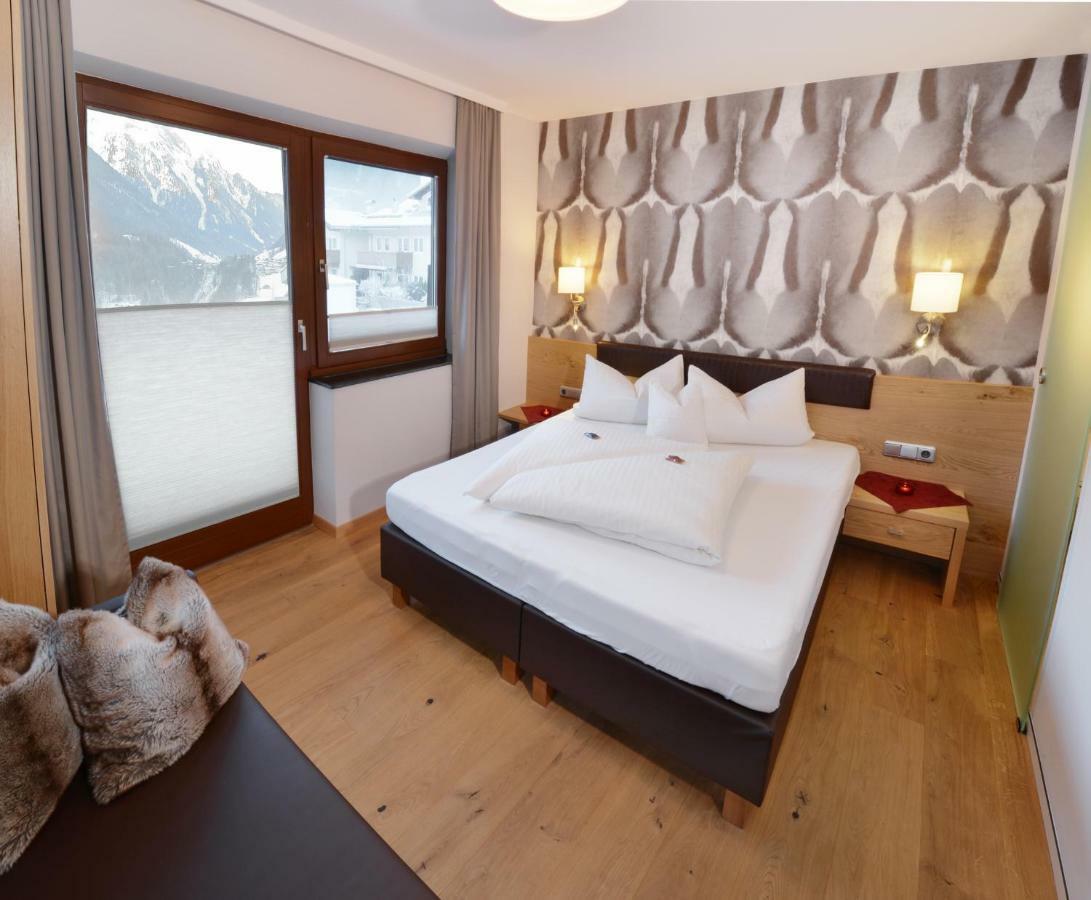 Gaestehaus Oblasser Mayrhofen Δωμάτιο φωτογραφία